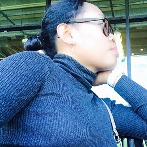 Meet your Posher, Lea